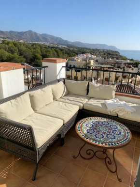 Playa Burriana, Stor terass, havsutsikt, pool, Nerja